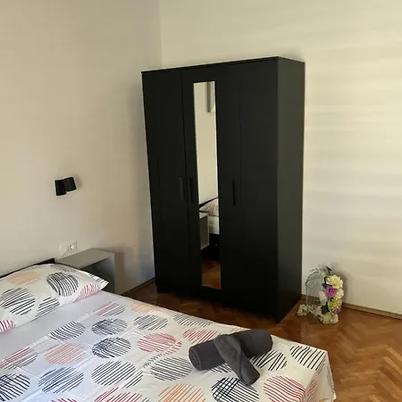 Apartaman Roko Apartment *